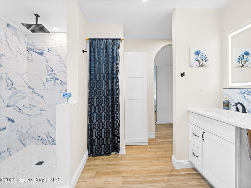 933 S Atlantic Avenue, Cocoa Beach, FL 32931