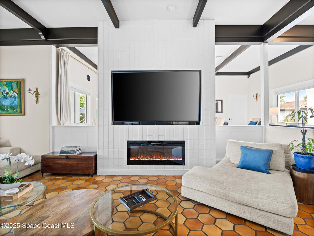 933 S Atlantic Avenue, Cocoa Beach, FL 32931