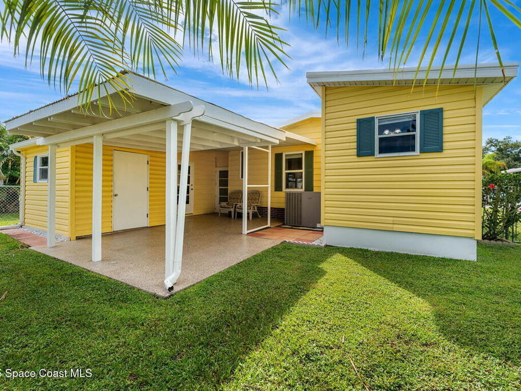 1885 Mango Street, Palm Bay, FL 32905