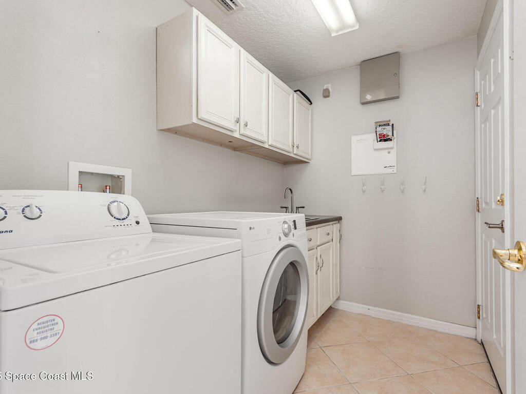 1247 Hasley Place, Melbourne, FL 32940