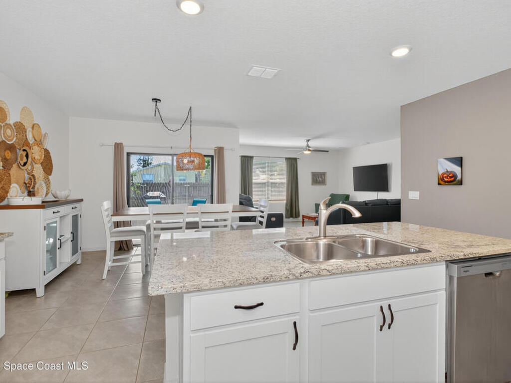 6575 Topaz Drive, Grant-Valkaria, FL 32949