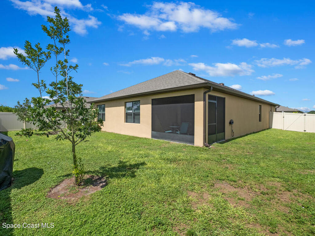 6575 Topaz Drive, Grant-Valkaria, FL 32949