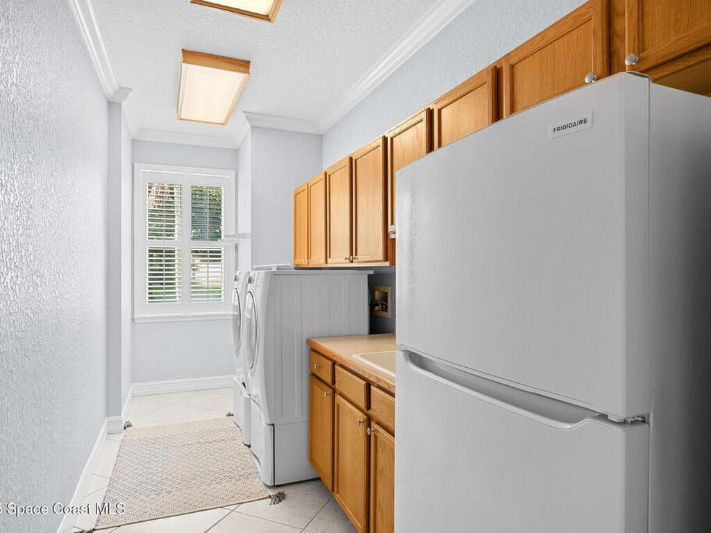 3061 Southern Oaks Drive, Merritt Island, FL 32952