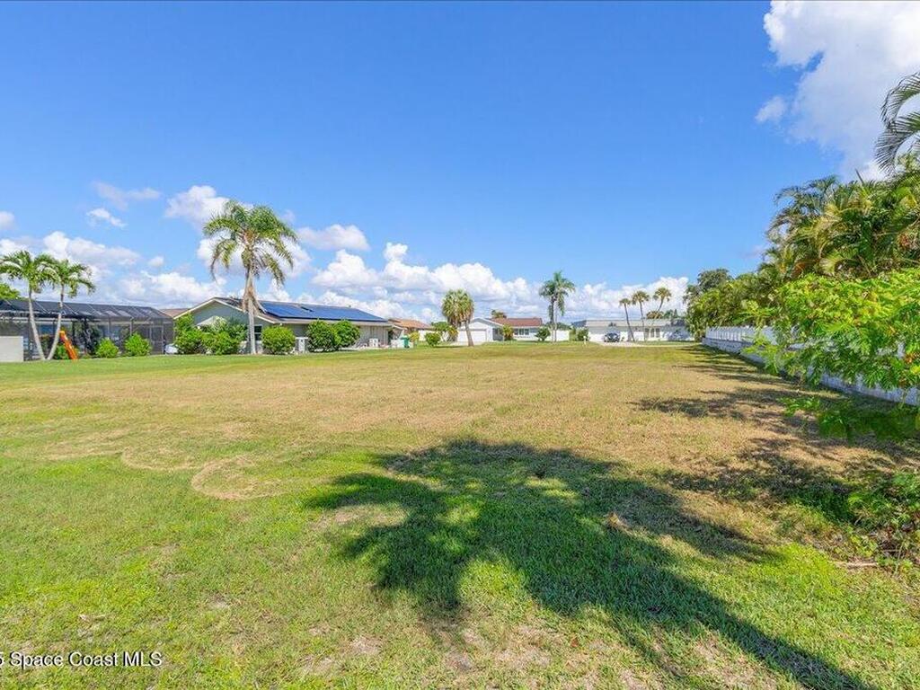 10 Fairway Drive, Cocoa Beach, FL 32931