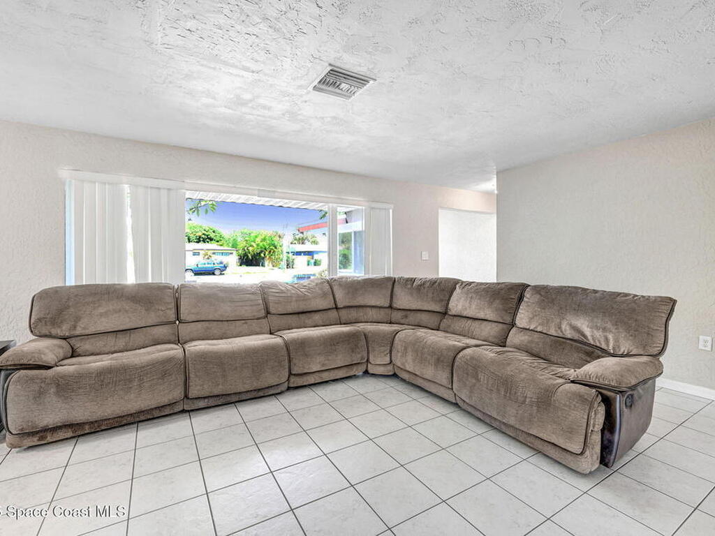 406 Skylark Boulevard, Satellite Beach, FL 32937