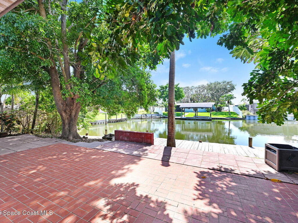 406 Skylark Boulevard, Satellite Beach, FL 32937