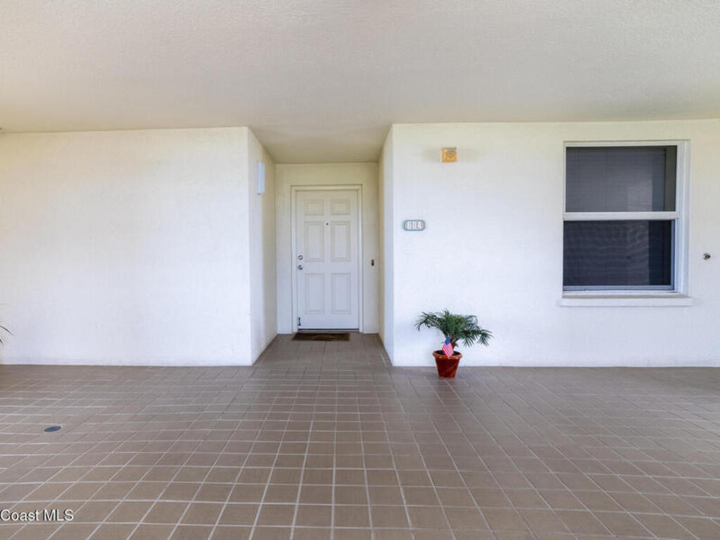 7 Indian River Avenue, Titusville, FL 32796