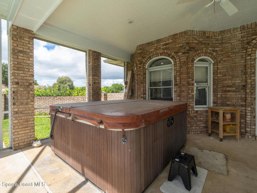 772 Oak Park Drive, Melbourne, FL 32940