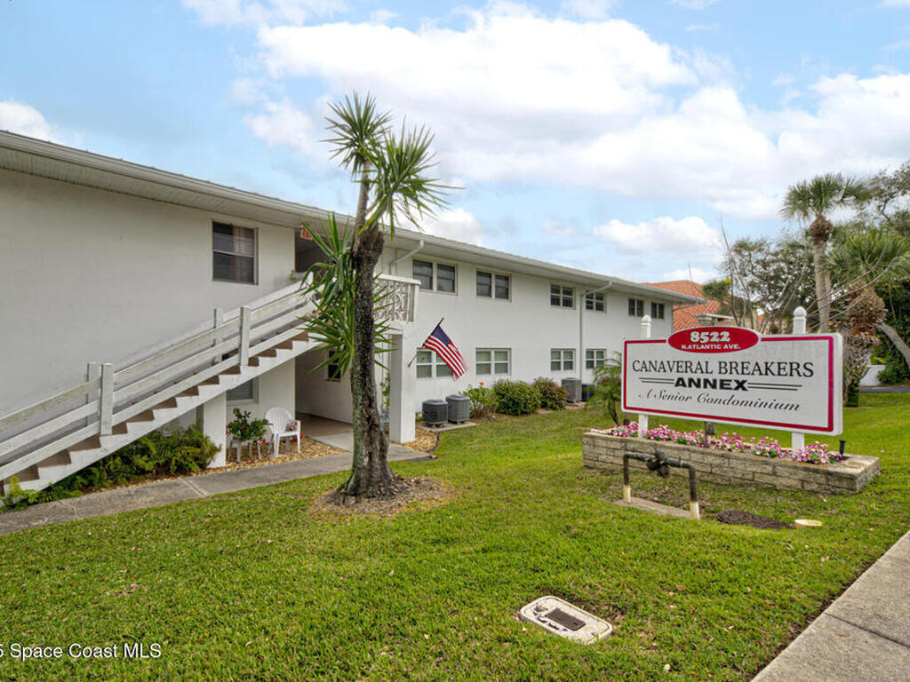 8522 N Atlantic Avenue, Cape Canaveral, FL 32920