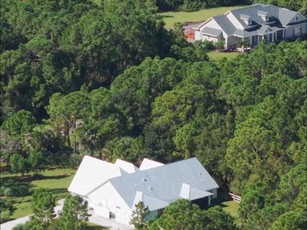 7010 Indian River Boulevard, Grant-Valkaria, FL 32949