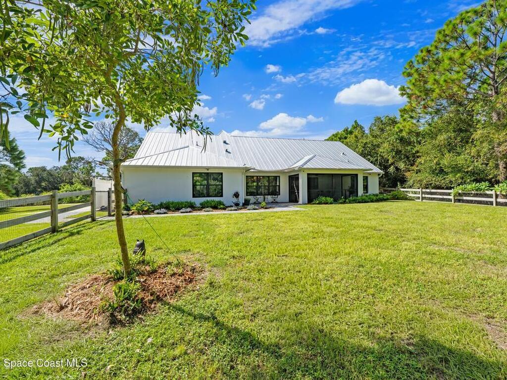 7010 Indian River Boulevard, Grant-Valkaria, FL 32949