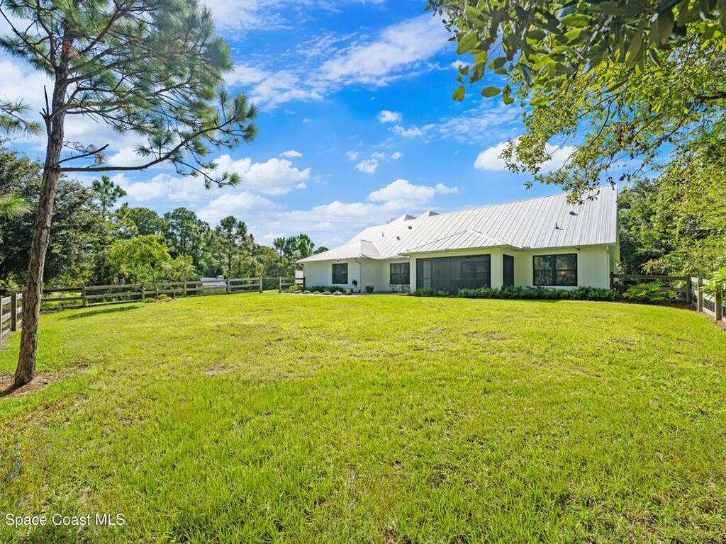 7010 Indian River Boulevard, Grant-Valkaria, FL 32949