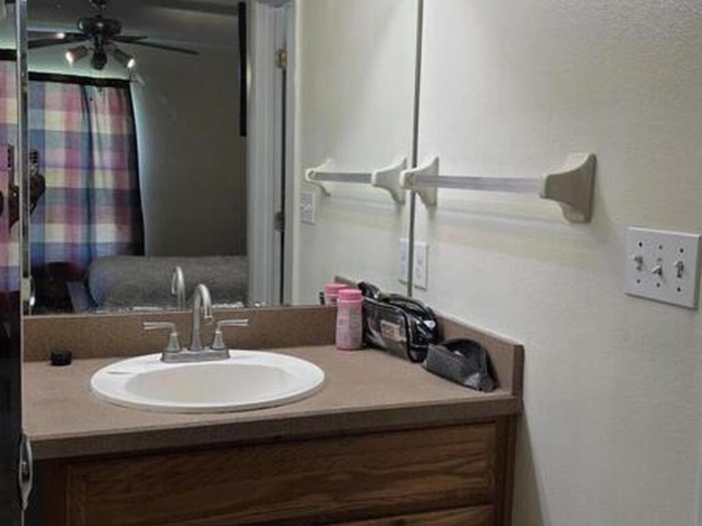 2070 SE Waverly Avenue, Palm Bay, FL 32909