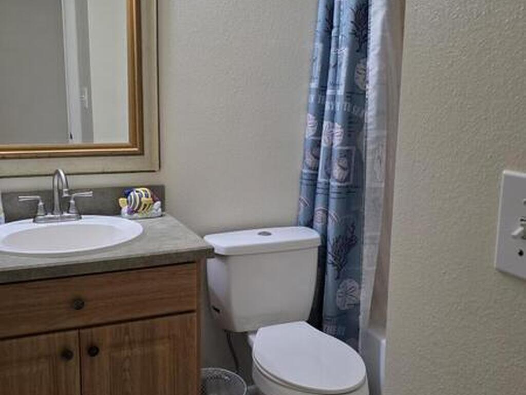 2070 SE Waverly Avenue, Palm Bay, FL 32909