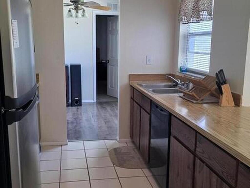 2070 SE Waverly Avenue, Palm Bay, FL 32909