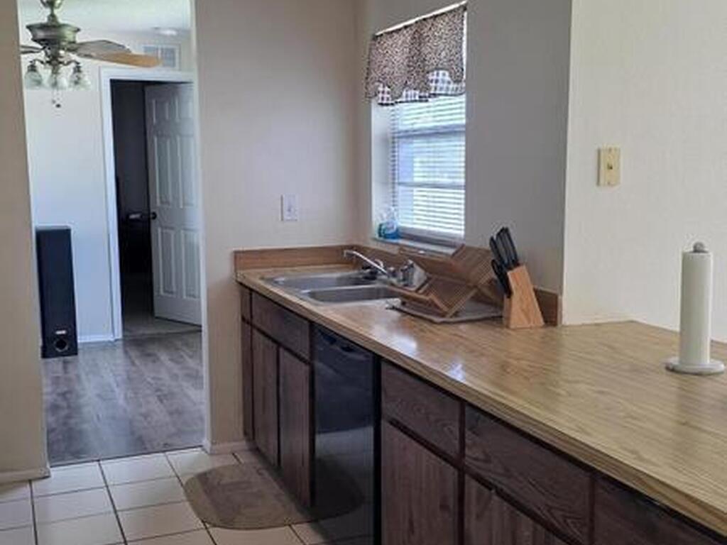 2070 SE Waverly Avenue, Palm Bay, FL 32909