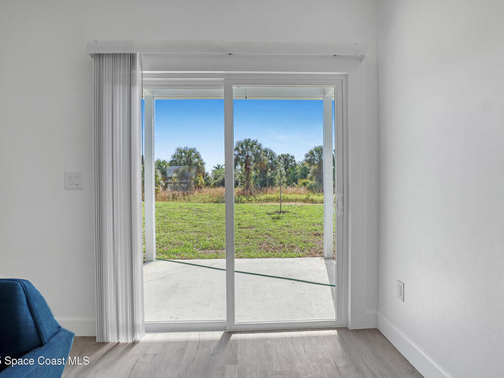 660 Yardley Street, Palm Bay, FL 32908