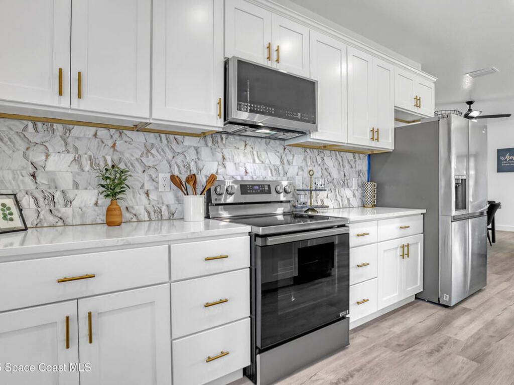 660 Yardley Street, Palm Bay, FL 32908