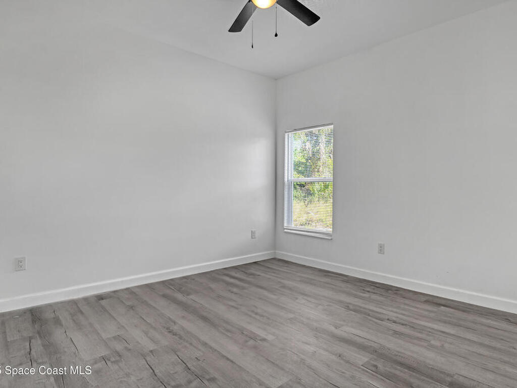 660 Yardley Street, Palm Bay, FL 32908