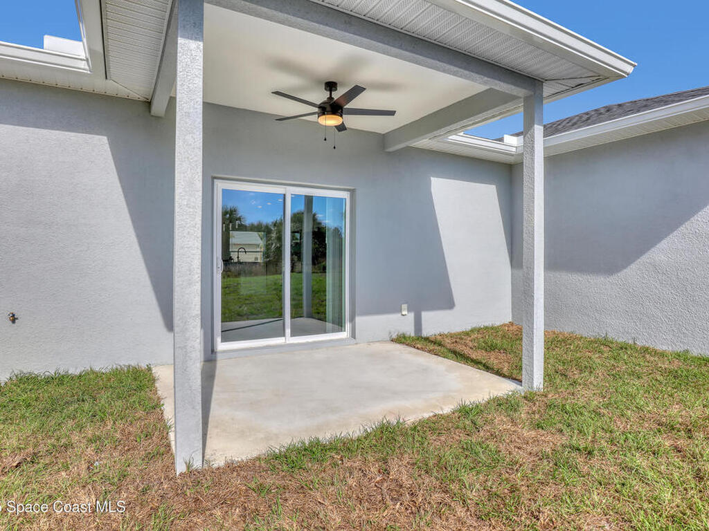 660 Yardley Street, Palm Bay, FL 32908