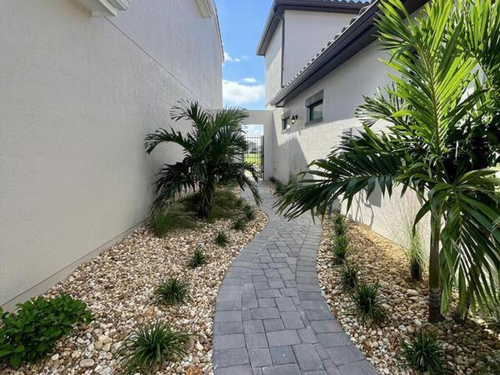 2525 Reeling Circle, Melbourne, FL 32940