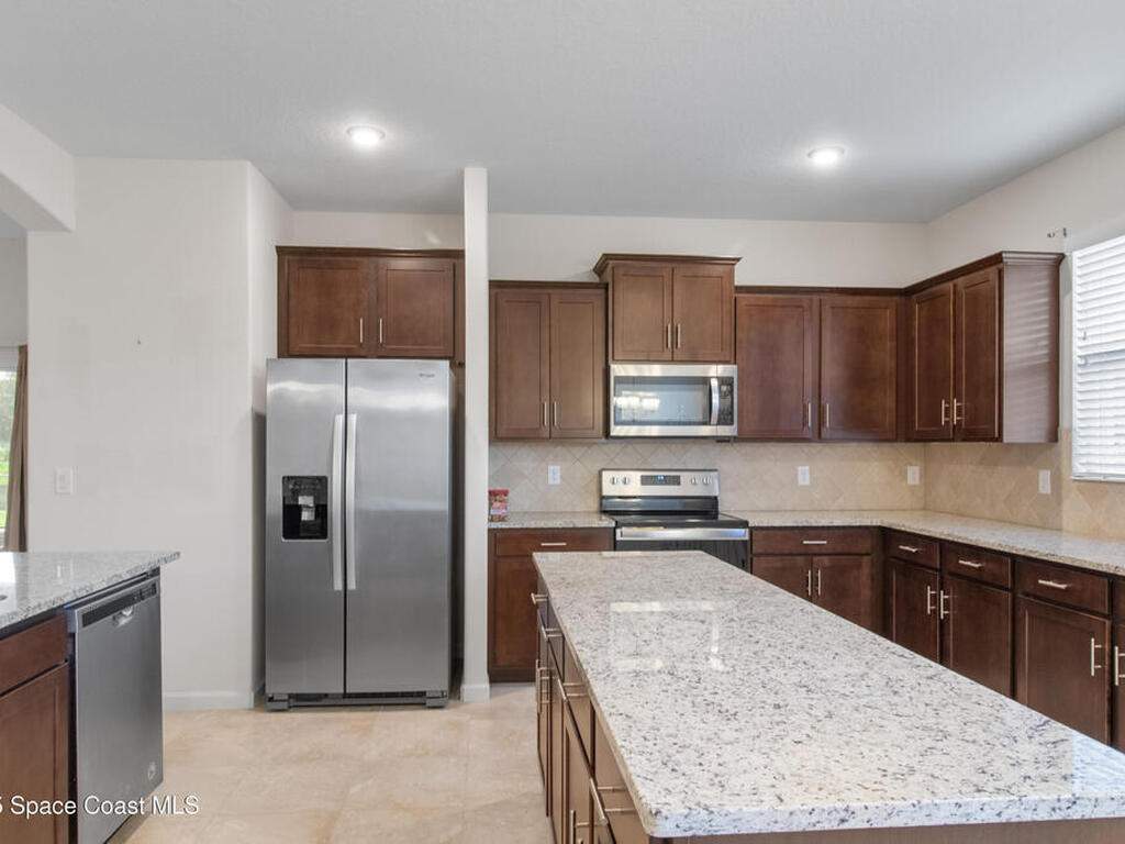 676 Stonebriar Drive, Palm Bay, FL 32909