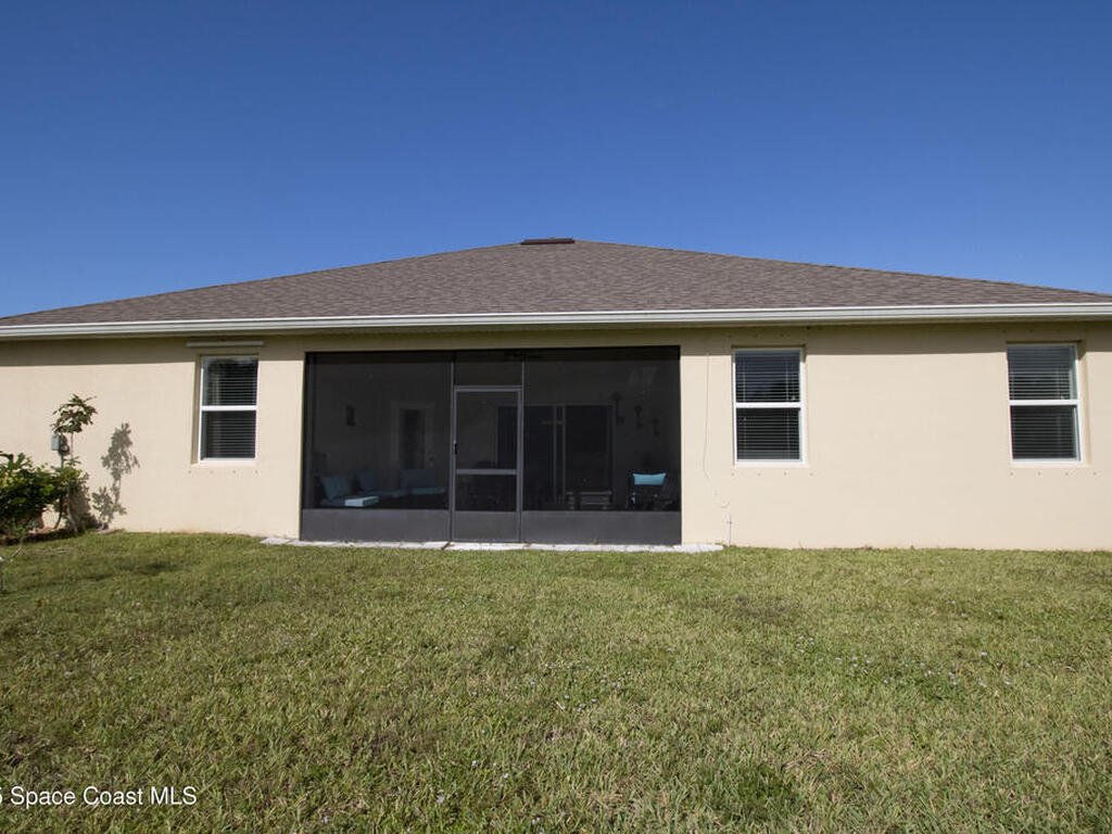 676 Stonebriar Drive, Palm Bay, FL 32909