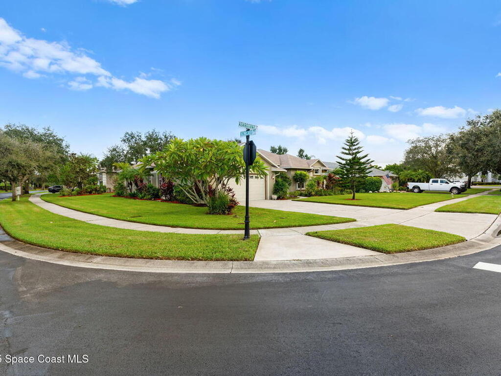 209 Ashbourne Court, Melbourne, FL 32940