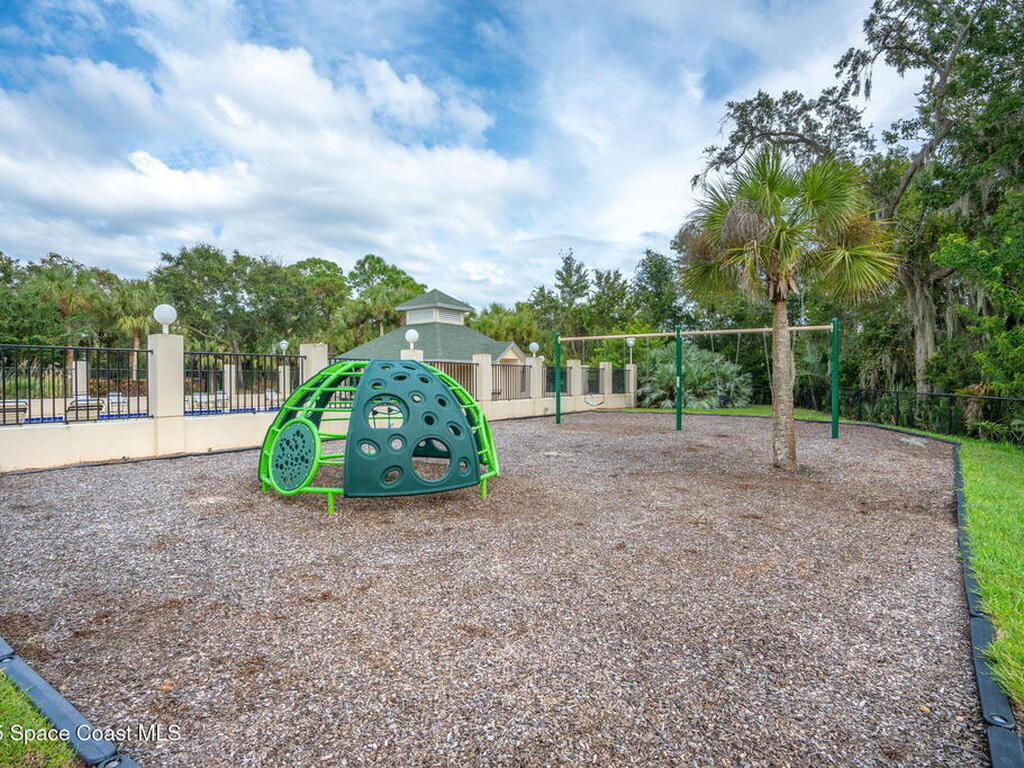 209 Ashbourne Court, Melbourne, FL 32940