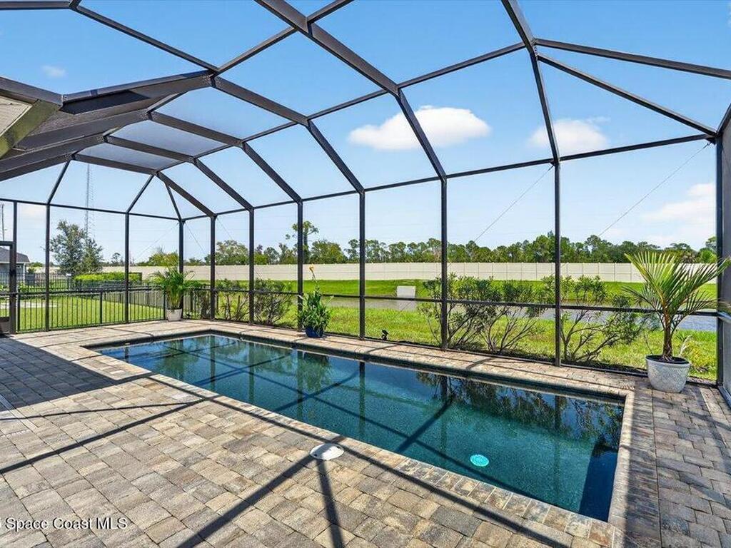 6211 W Fallsgrove Lane, Port Orange, FL 32128