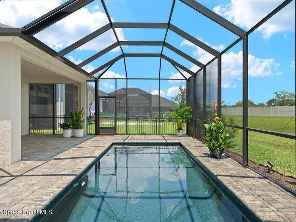 6211 W Fallsgrove Lane, Port Orange, FL 32128