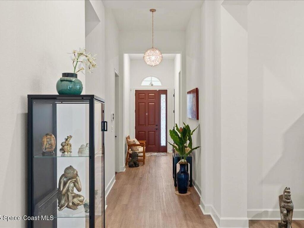 6211 W Fallsgrove Lane, Port Orange, FL 32128