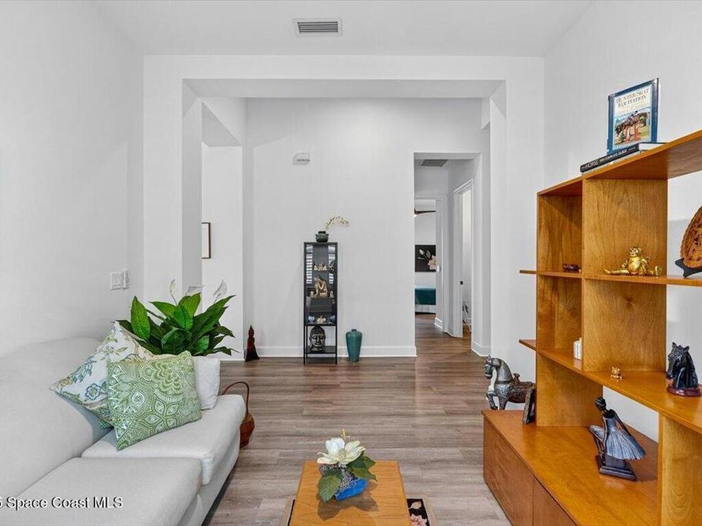 6211 W Fallsgrove Lane, Port Orange, FL 32128