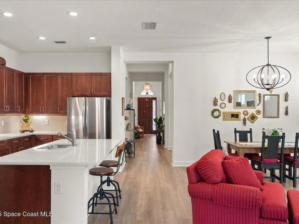 6211 W Fallsgrove Lane, Port Orange, FL 32128