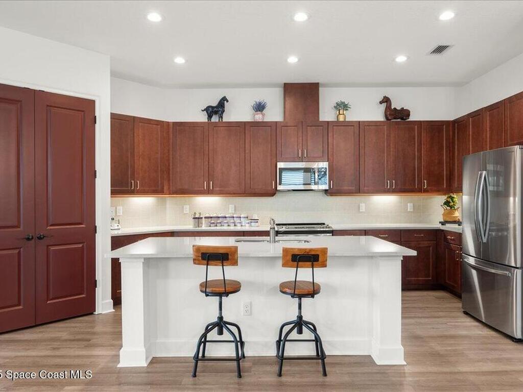 6211 W Fallsgrove Lane, Port Orange, FL 32128