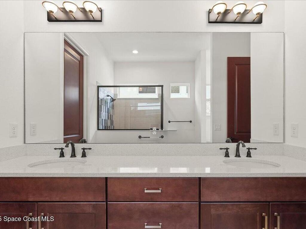 6211 W Fallsgrove Lane, Port Orange, FL 32128