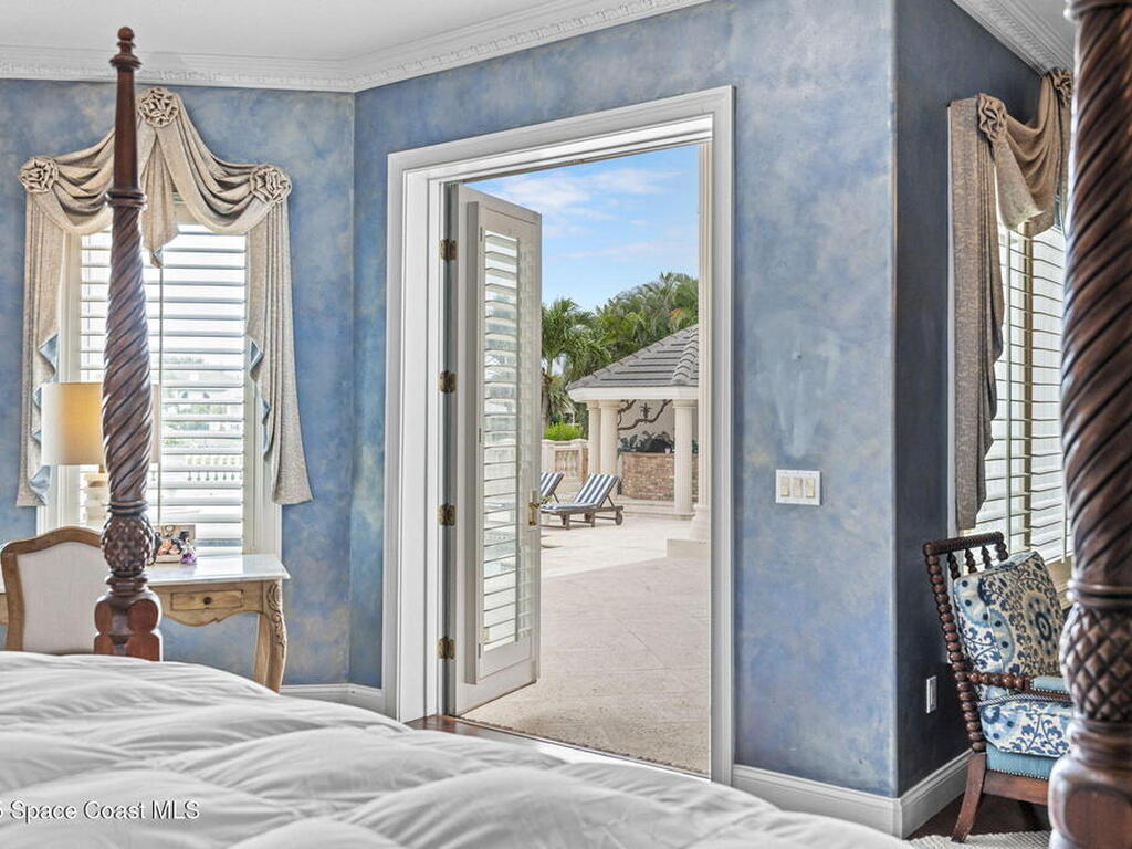 142 Lansing Island Drive, Indian Harbour Beach, FL 32937