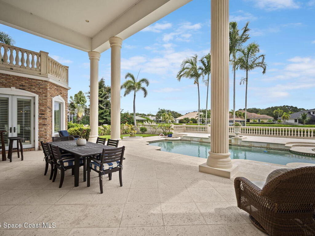 142 Lansing Island Drive, Indian Harbour Beach, FL 32937