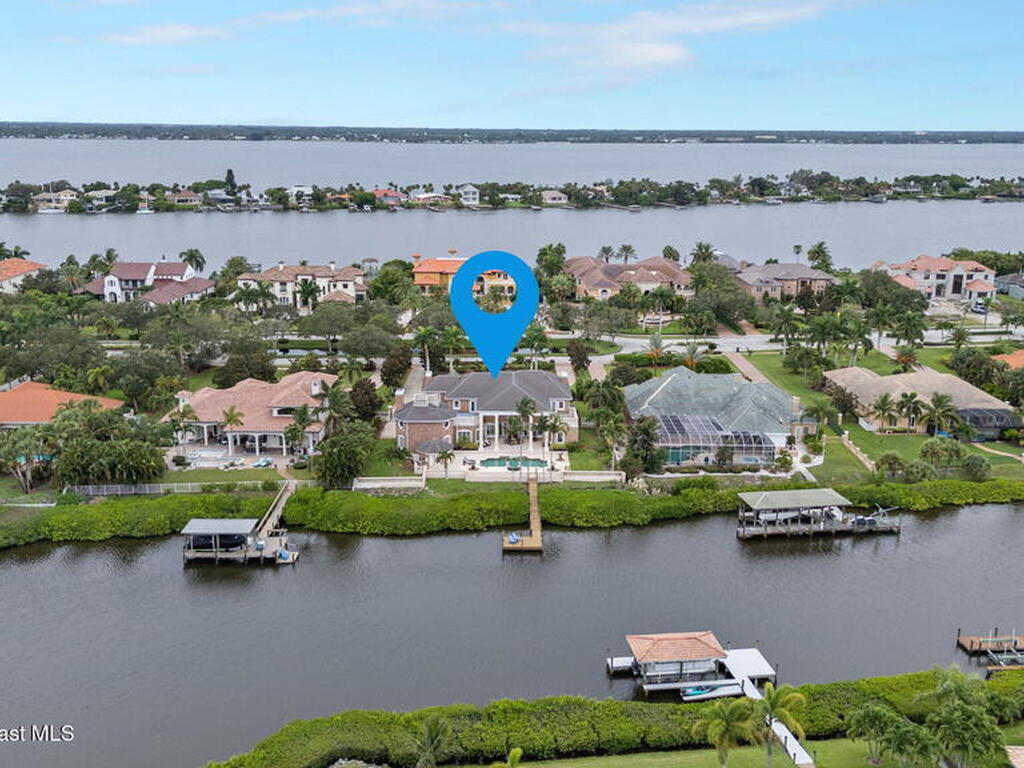 142 Lansing Island Drive, Indian Harbour Beach, FL 32937