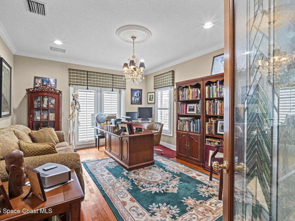 142 Lansing Island Drive, Indian Harbour Beach, FL 32937