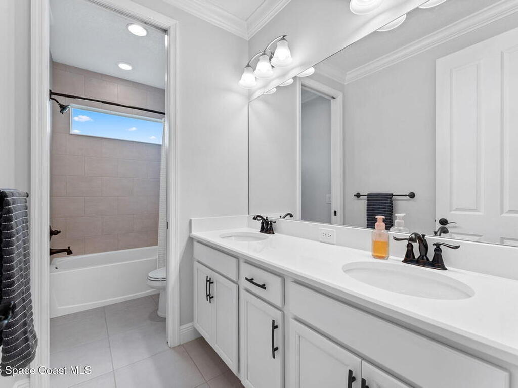 8215 Millbrook Avenue, Melbourne, FL 32940