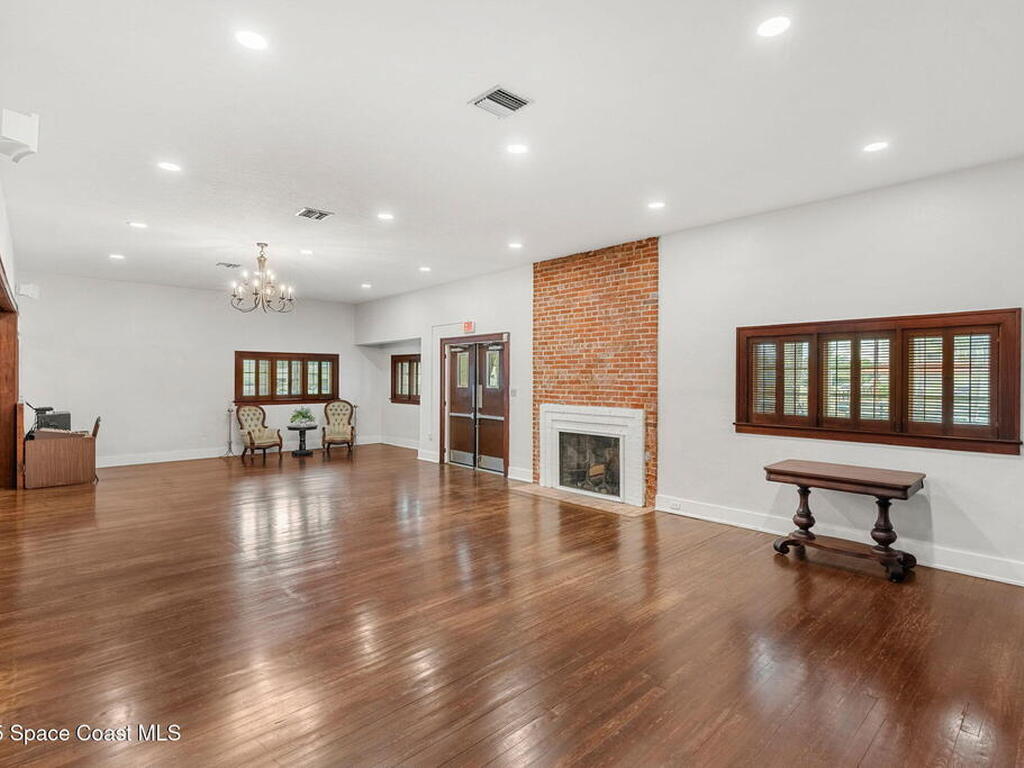 1824 S Harbor City Boulevard, Melbourne, FL 32901