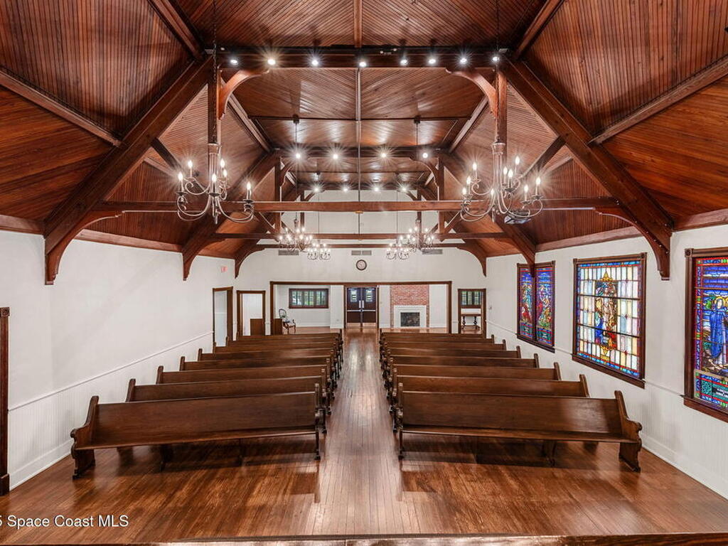 1824 S Harbor City Boulevard, Melbourne, FL 32901