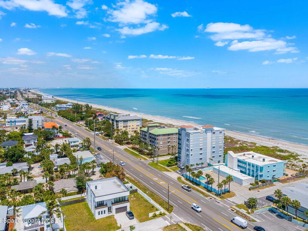 2485 S Atlantic Avenue, Cocoa Beach, FL 32931