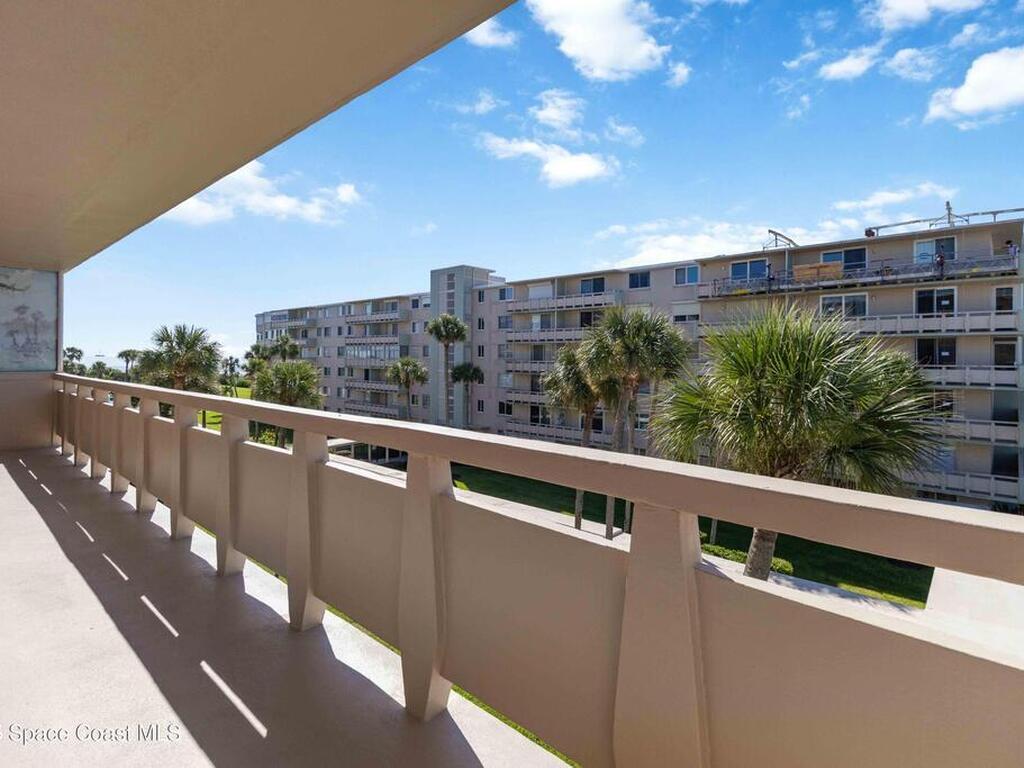 2020 N Atlantic Avenue, Cocoa Beach, FL 32931