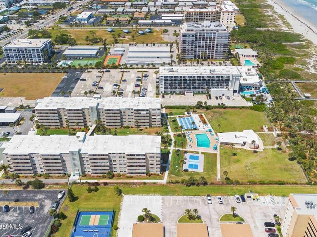 2020 N Atlantic Avenue, Cocoa Beach, FL 32931