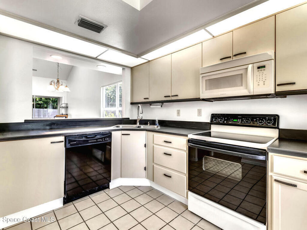 950 Vanessa Court, Port Orange, FL 32127