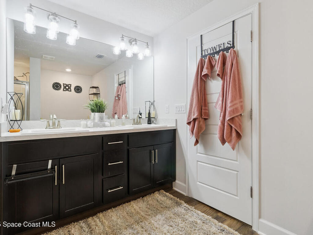 926 Sable Circle, Palm Bay, FL 32909