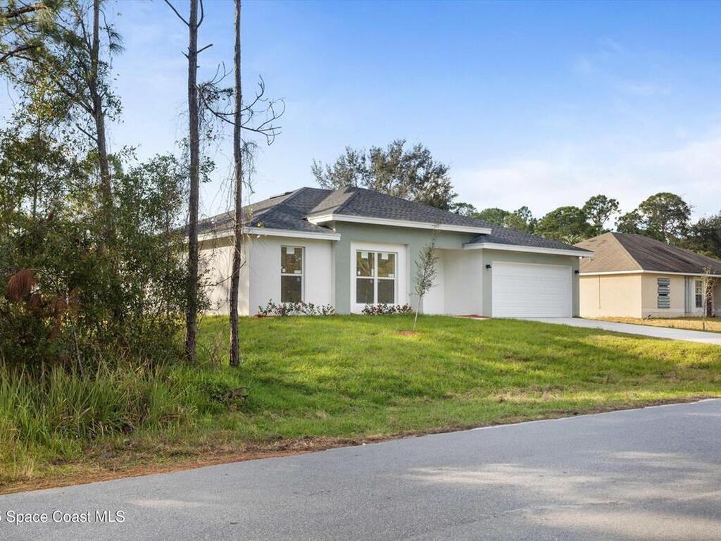 1150 Tarleton Street, Palm Bay, FL 32909