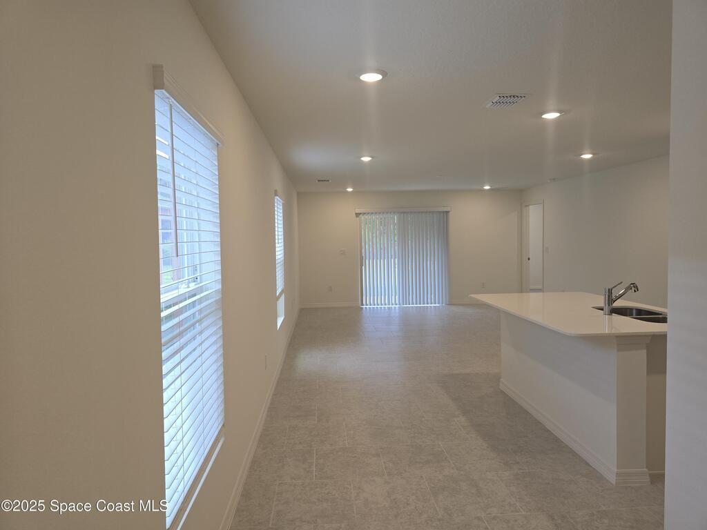 551 SW Richmond Circle, Palm Bay, FL 32908